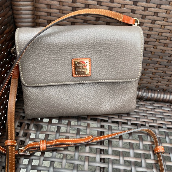 Dooney & Bourke Handbags - Dooney & Bourke grey pebble crossbody